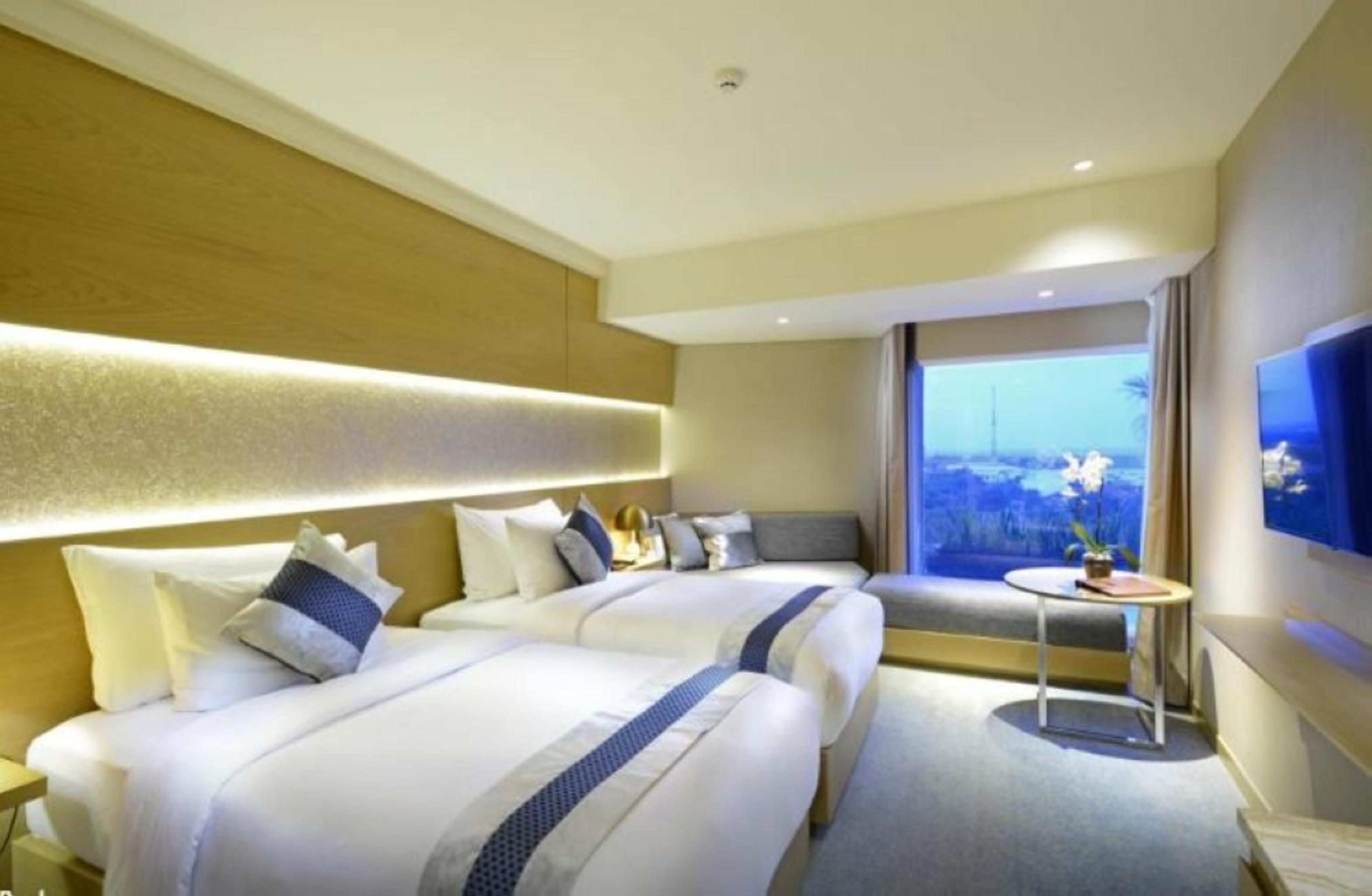 โรงแรมวาซา สุราบายา ภายนอก รูปภาพ